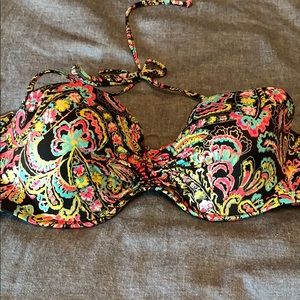 Victoria’s Secret 34DD bikini top